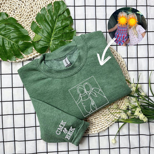 Embroidered Portrait from Photo Sweatshirt, Hoodie. Custom Mama, Family Portrait Sweatshirt, New Mom Gift