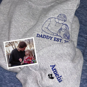 Custom Embroidered Daddy's Girl Sweatshirt, Personalized Dad and Daughter Hoodie, Unique Gift for Dad