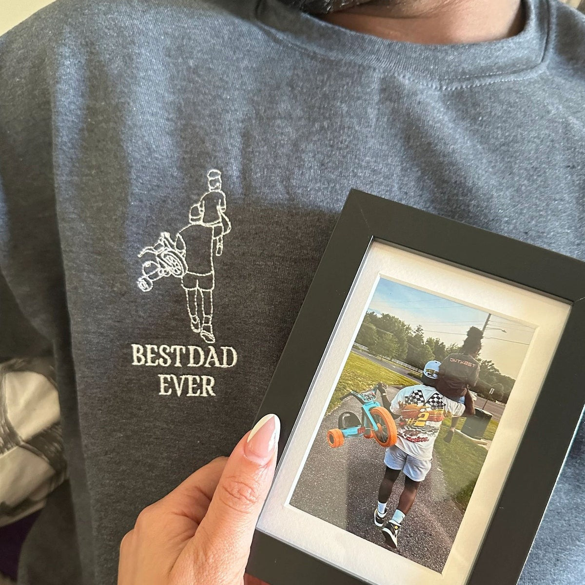 Custom Embroidered Daddy&#39;s Girl Sweatshirt, Personalized Dad and Daughter Hoodie, Unique Gift for Dad