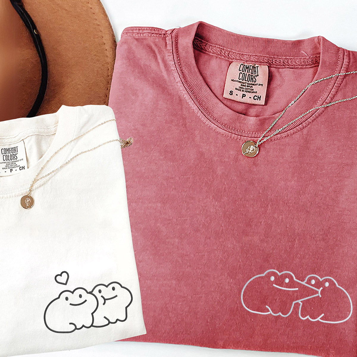 Custom Embroidered Kissing Frog Matching T-shirts for Couples