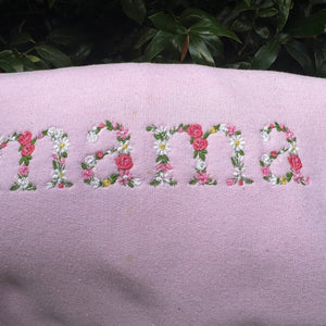 Custom Mama Embroidered Floral Sweatshirt - Trendy Crewneck, Unique Gift for Mom, Custom Embroidery Mother’s Day Personalized