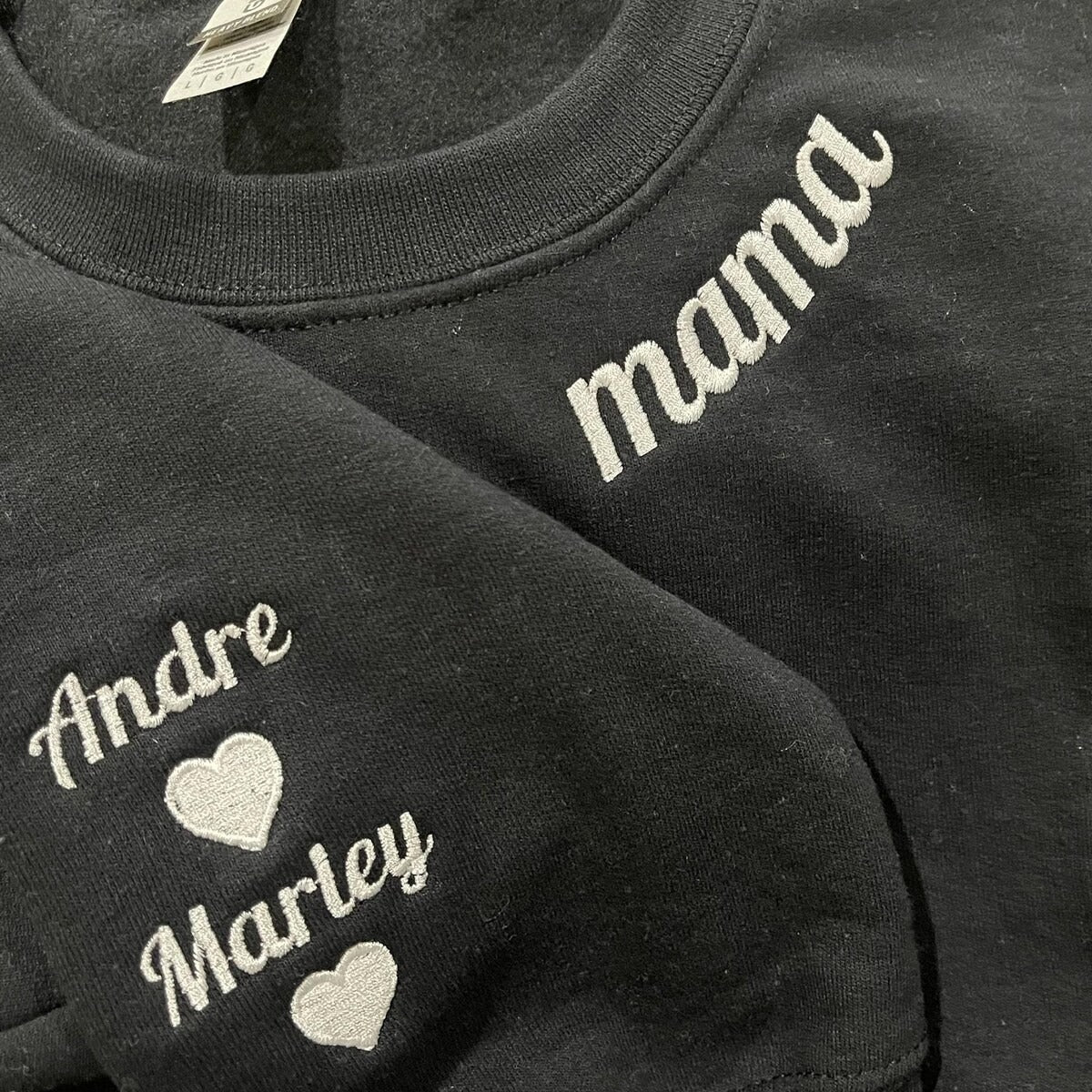 Custom Mom Collar - Personalized Mama Sweatshirt with Kid Names Embroidered, Mother's Day Gift, Birthday Gift for Mom