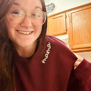 Custom Embroidered Mama Sweatshirt with Heart on Neckline, Personalized Gift for Mom, Mother's Day Gift