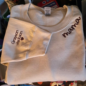 Custom Embroidered Mama Sweatshirt with Heart on Neckline, Personalized Gift for Mom, Mother's Day Gift