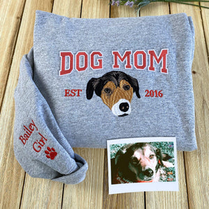 Custom Dog Mom Sweatshirt – Personalized Pet Lover Gift