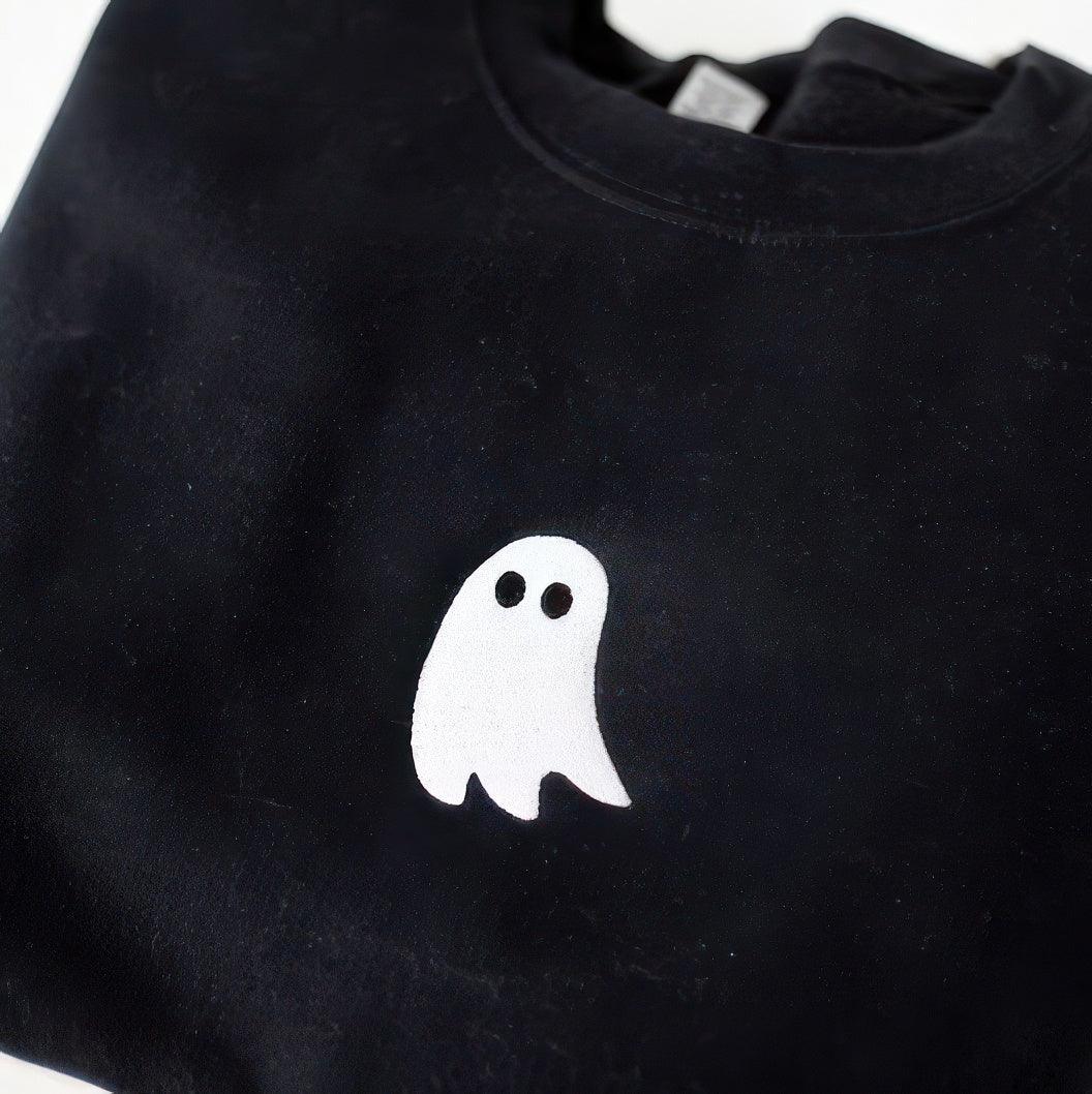 Custom Embroidered Halloween Sweatshirts For Couples, Halloween Cute Ghost Couples Embroidered Sweatshirt, Couple Ghost Halloween Sweater